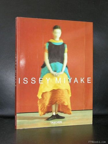 Holborn Mark ISSEY MIYAKE TASCHEN 三宅一生 Holborn Mark ISSEY MIYAKE TASCHEN 三宅一生