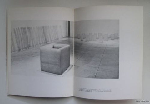洋書希少）Eva Hesse: Sculpture 1936-1970